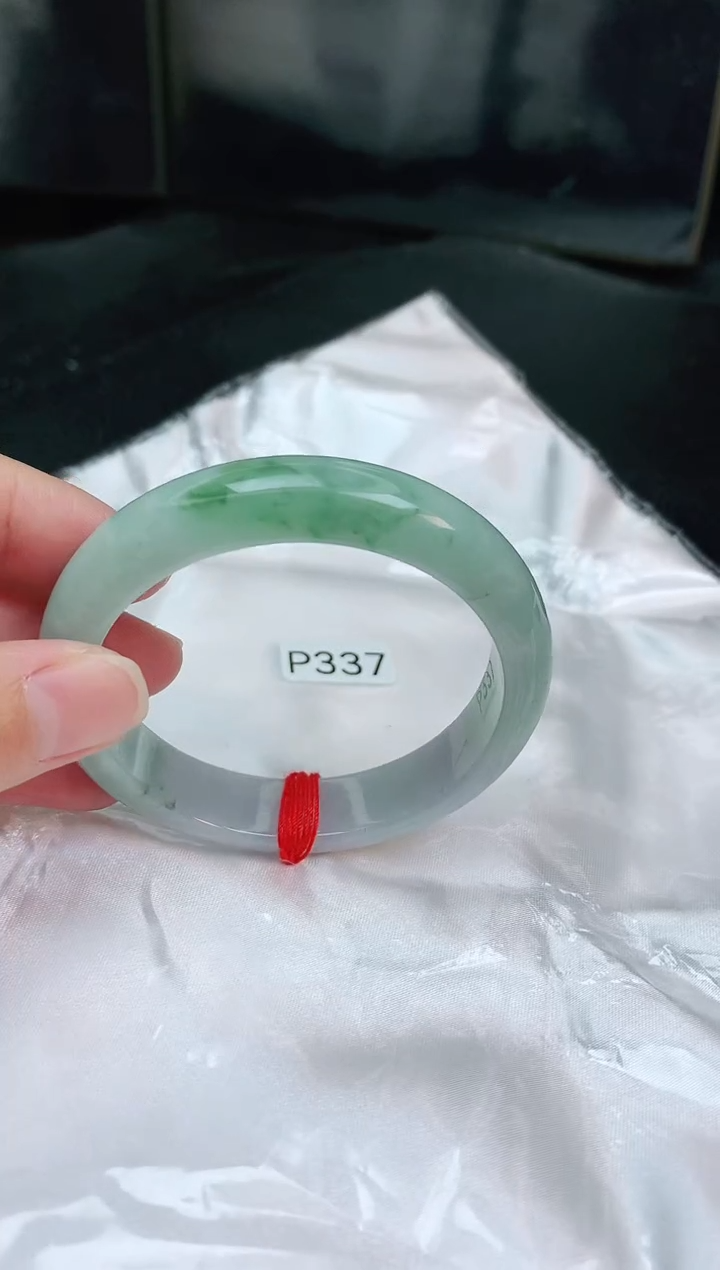 【闪购商品】翡翠手镯未镶嵌缅甸天然A货翡翠手镯