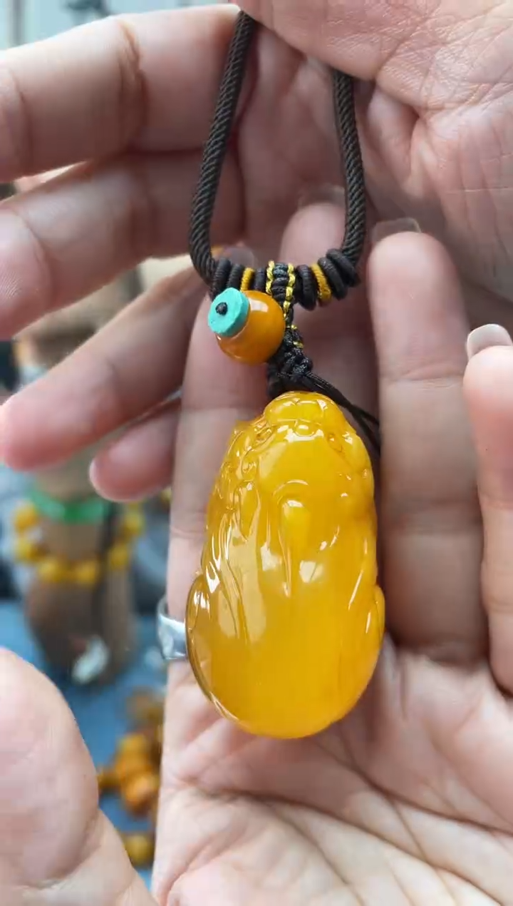 【闪购商品】琥珀珠宝奇石未镶嵌190发一件