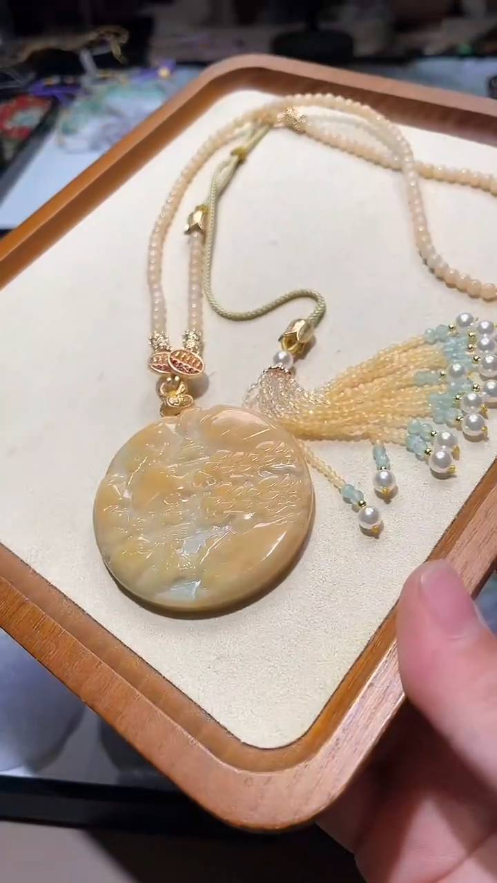 【闪购商品】翡翠颈饰未镶嵌吊坠