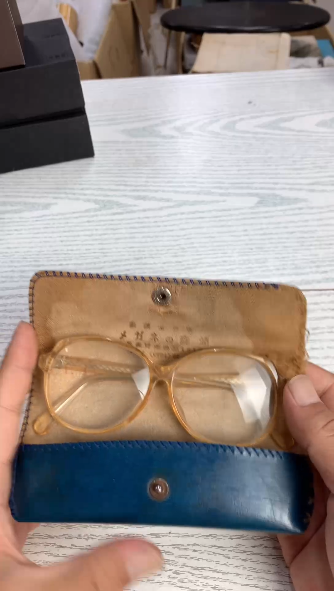 默认微瑕，不退不换，介意勿拍