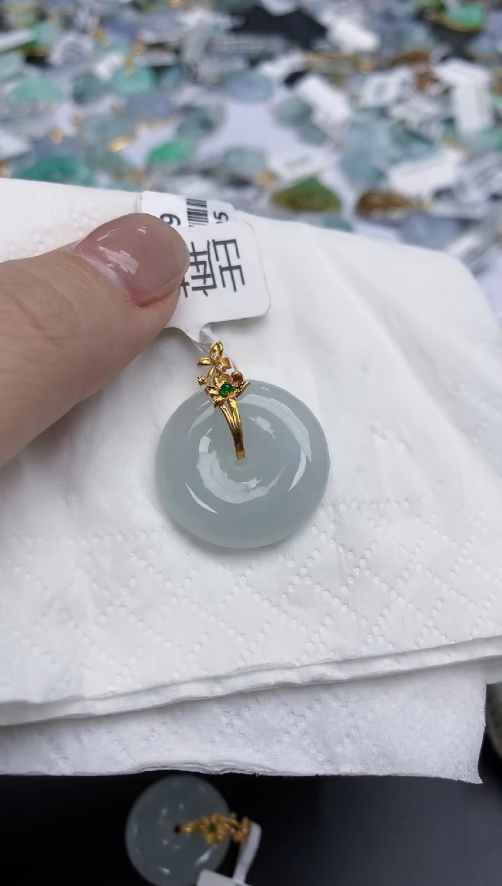 【闪购商品】翡翠颈饰18K金镶嵌天然缅甸翡翠A货