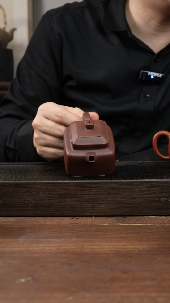 茶杯紫砂Y****T紫泥四方德钟       175CC   