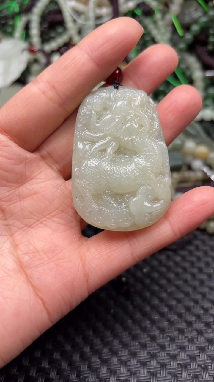 【闪购商品】和田玉颈饰未镶嵌1