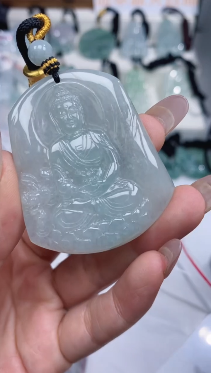 颈饰未镶嵌翡翠吊坠