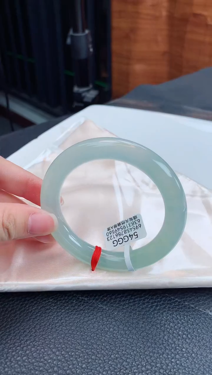 【闪购商品】翡翠手镯未镶嵌缅甸天然翡翠A货手镯