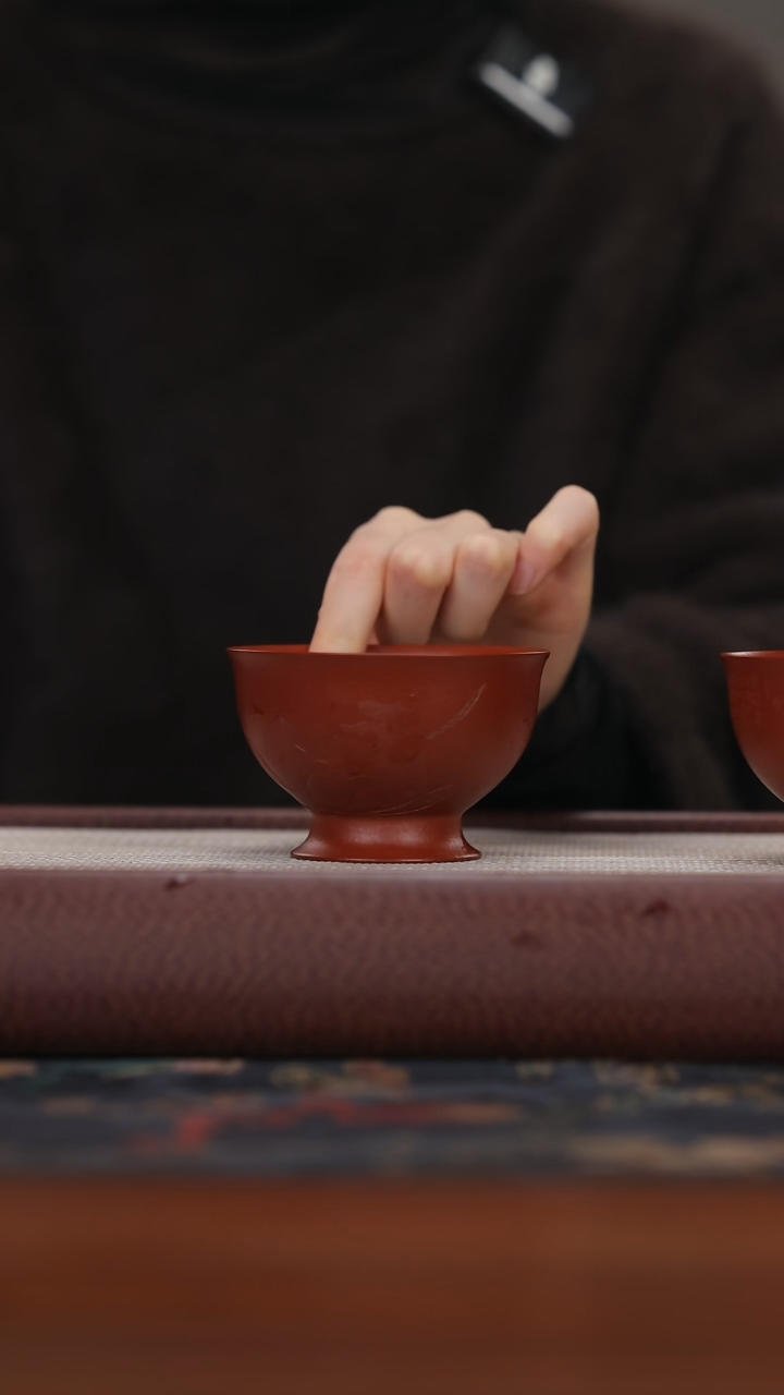 【闪购商品】紫砂茶盏hxx大红袍 刻绘 碗口杯 200cc