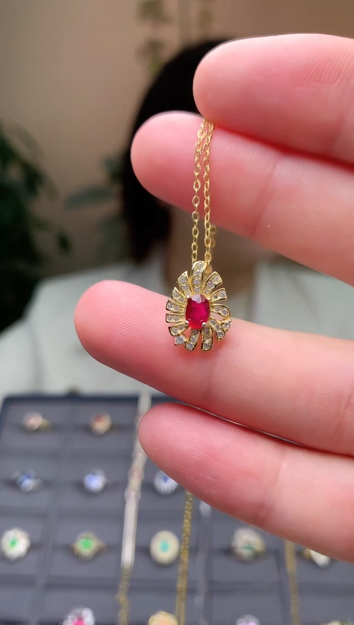 银S925镶嵌颈饰红宝石吊坠