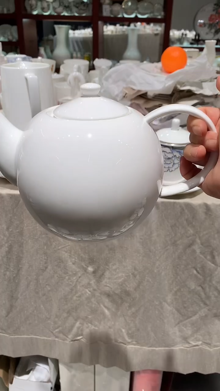 茶壶隆达骨质瓷1