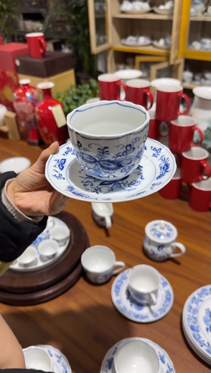 【闪购商品】摆件一杯一碟微瑕介意勿拍