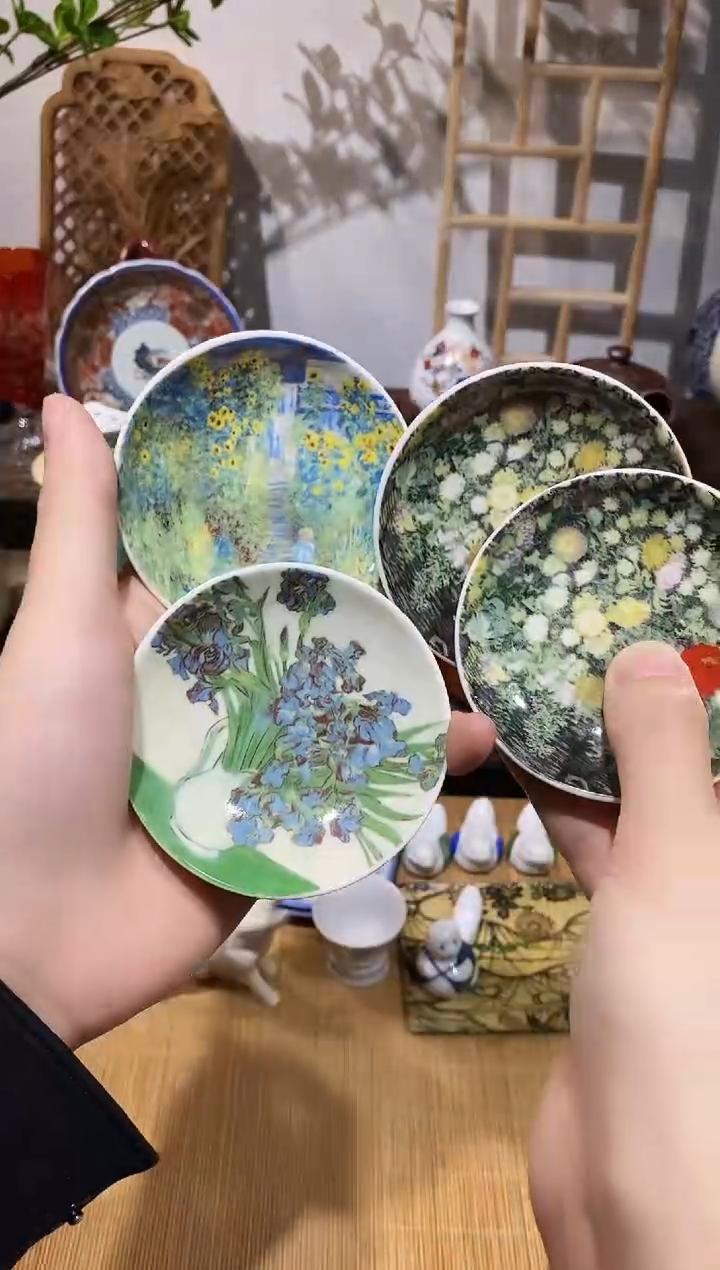 瓷片全百花小碟子