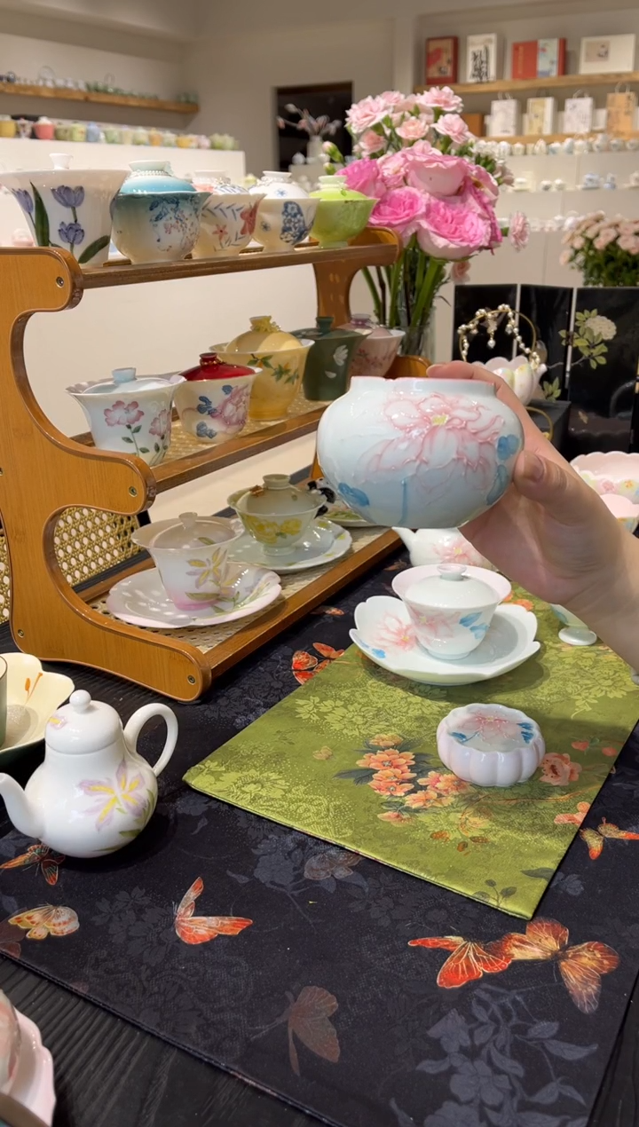 建水   哈哈哈啊哈哈哈哈