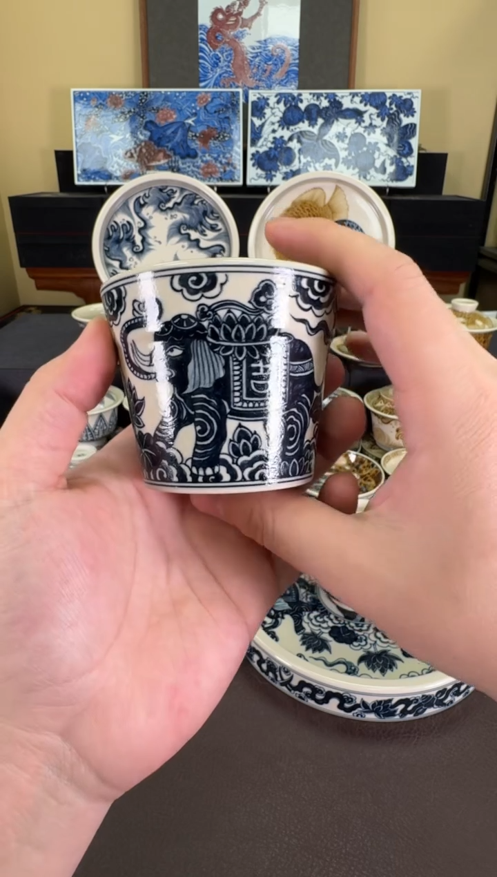 【闪购商品】瓷片二号釉大象纹冰桶杯