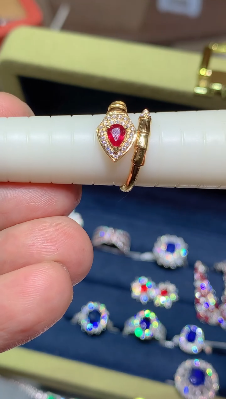 【闪购商品】红宝石戒指18K金镶嵌0.5ct