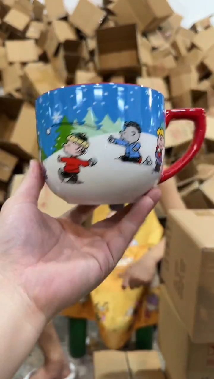 瓷片史努比打雪仗水杯