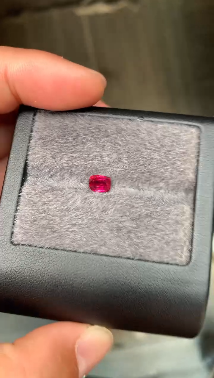 【闪购商品】定制红宝石裸石未镶嵌1.04ct 无烧红宝石