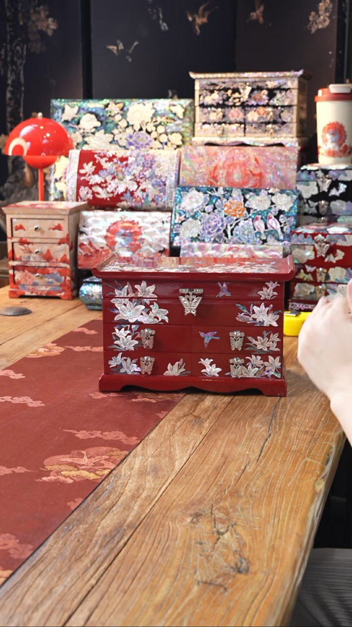 【闪购商品】瓷片瓷片螺钿工艺香椿木首饰盒