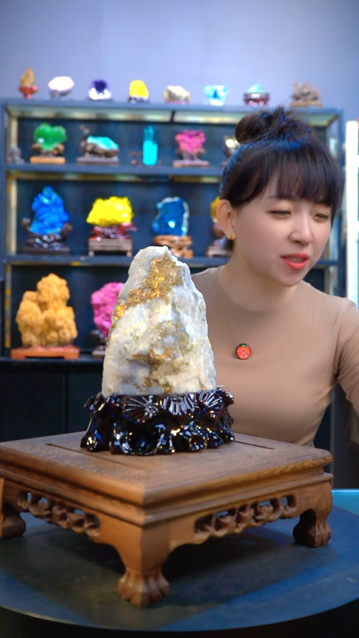 石材太**人精品矿物晶体摆件