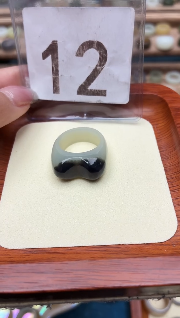 未镶嵌戒圈和田玉16号