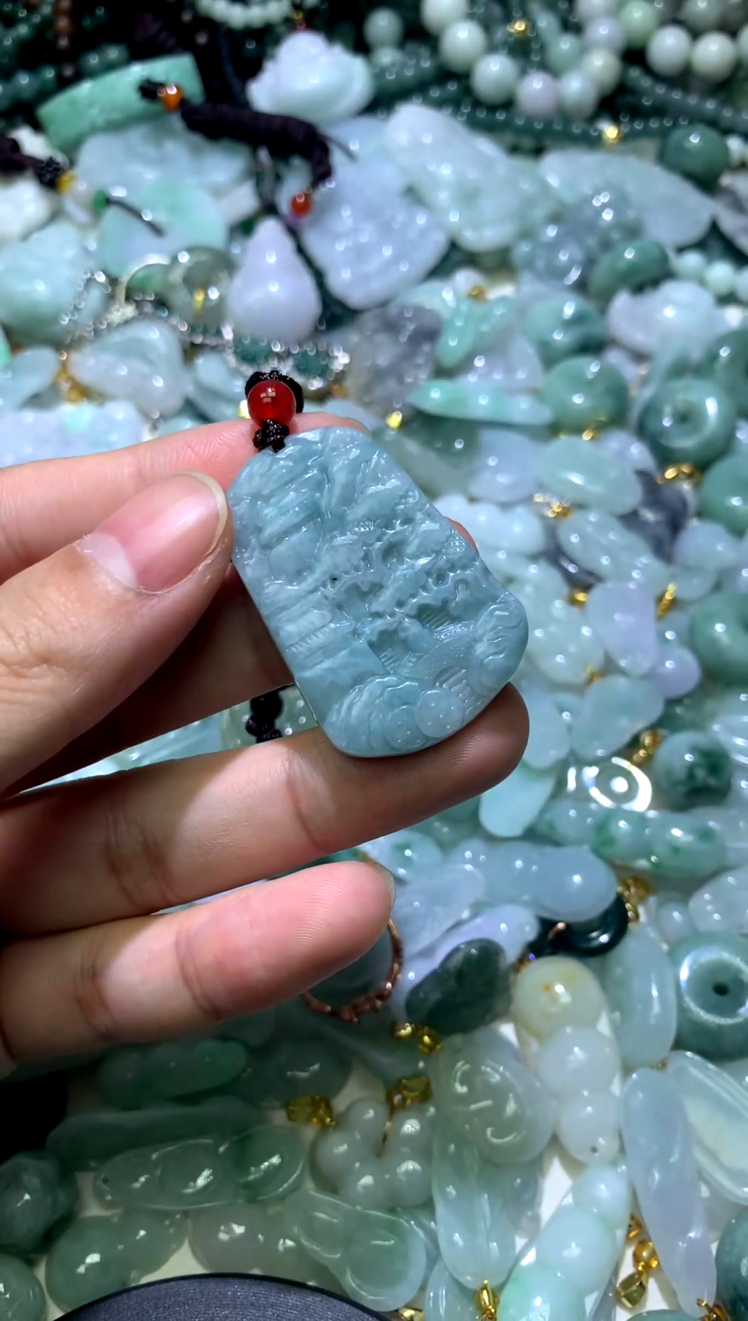 颈饰未镶嵌翡翠1