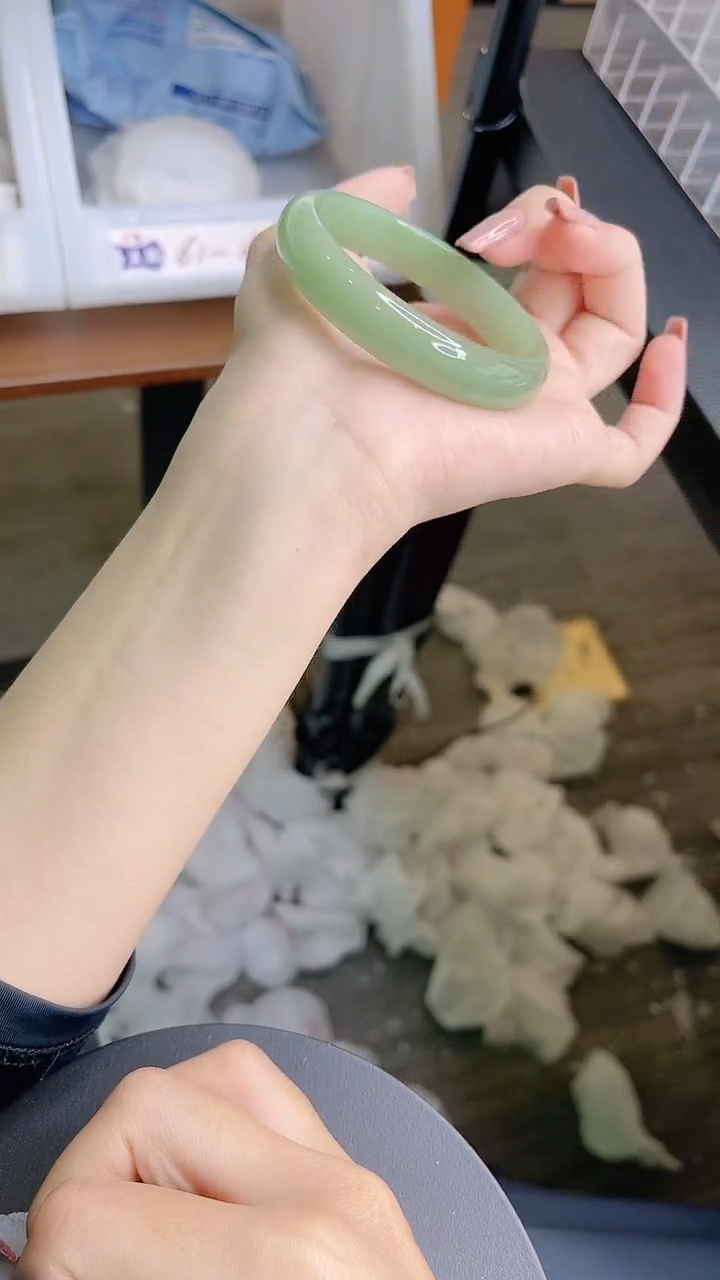 石英质玉手镯未镶嵌38-53.8