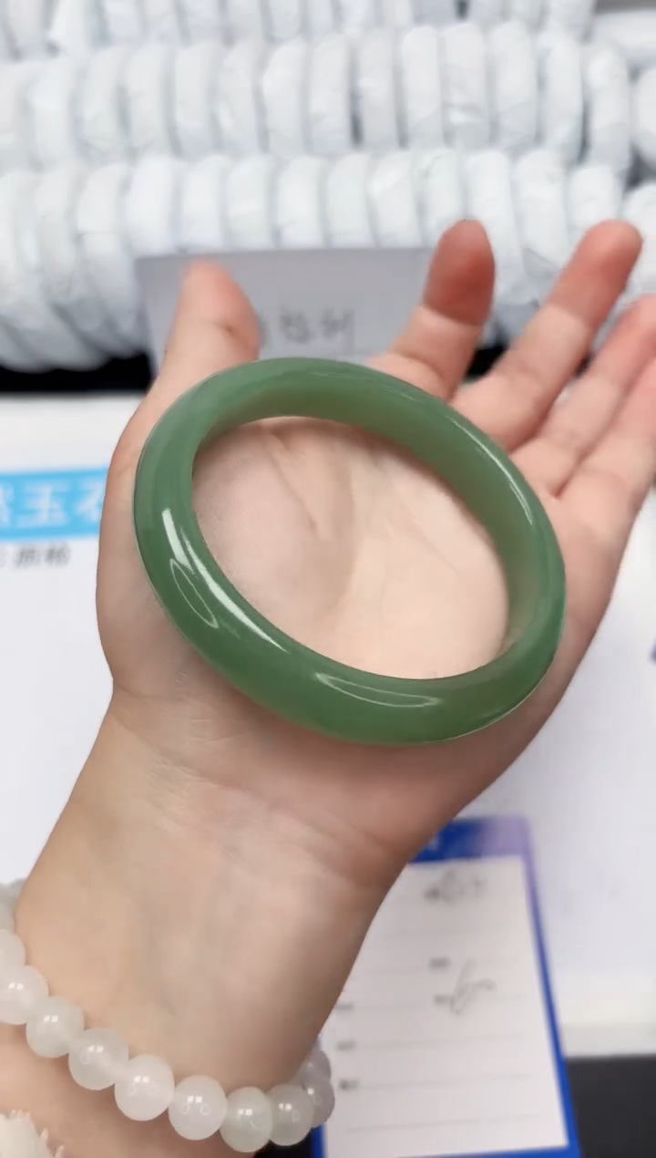 【闪购商品】石英质玉手镯未镶嵌554-60