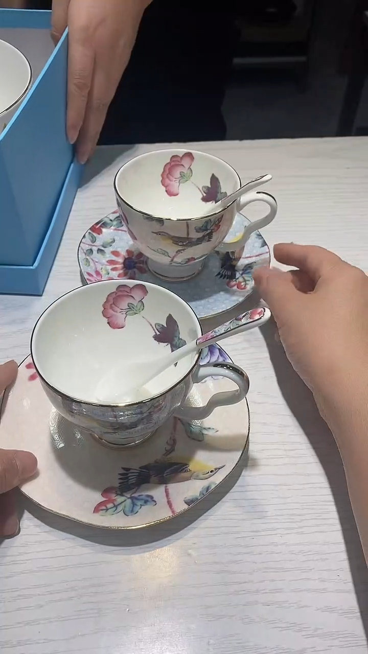 瓷片生活的本意就是开心@@1