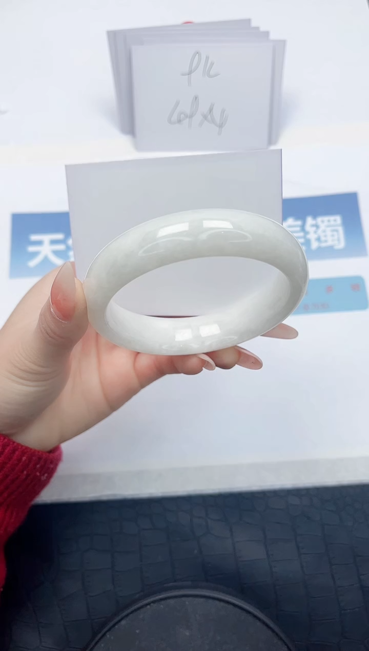 【闪购商品】和田玉手镯未镶嵌D139-62