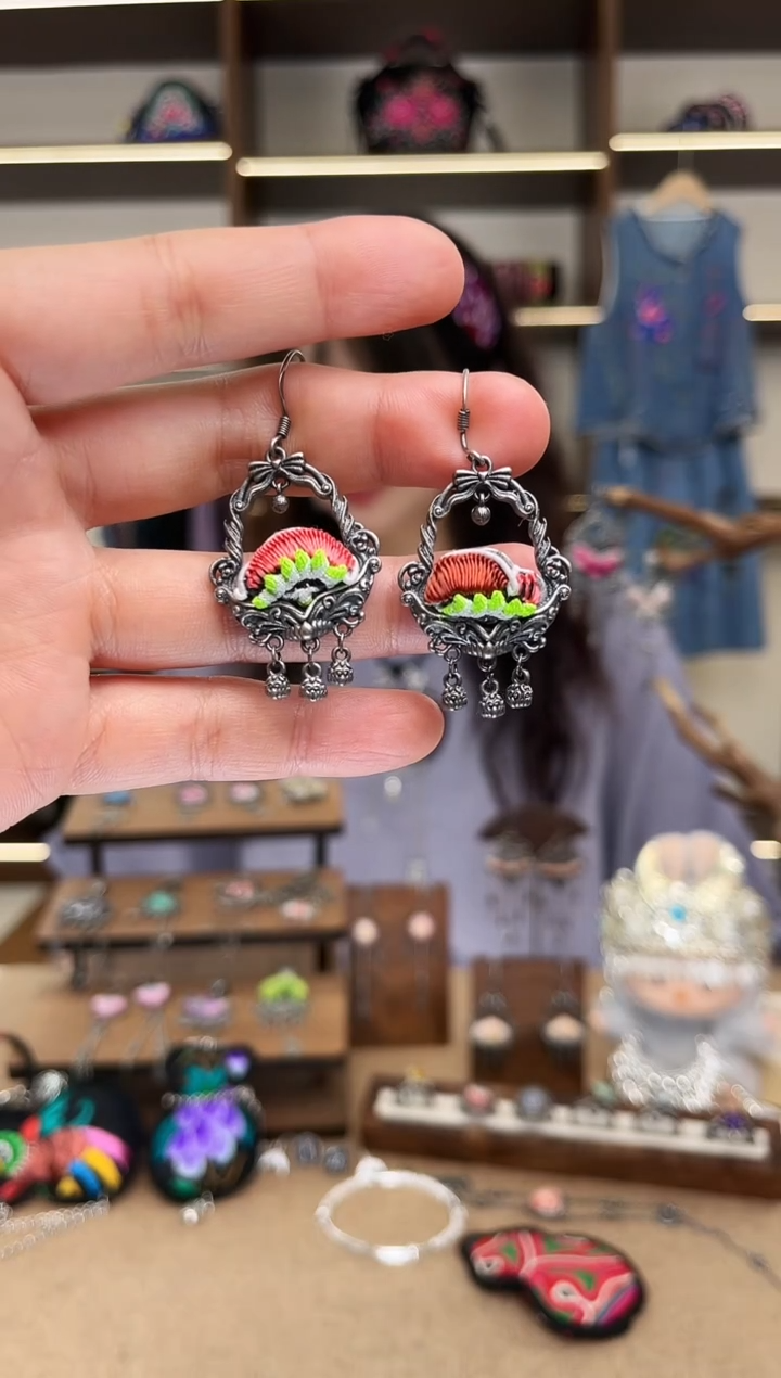 织绣1806黔东南苗族刺绣