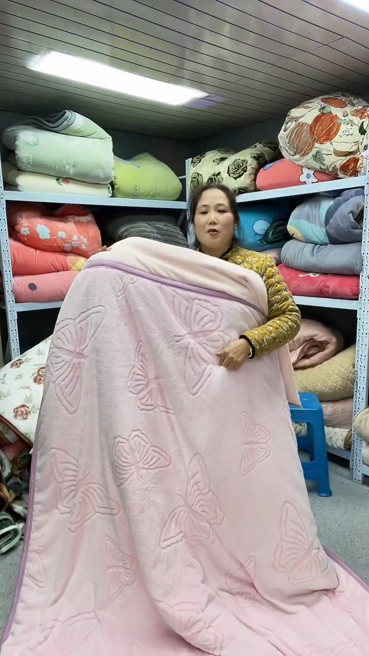 牛奶绒150+200被子