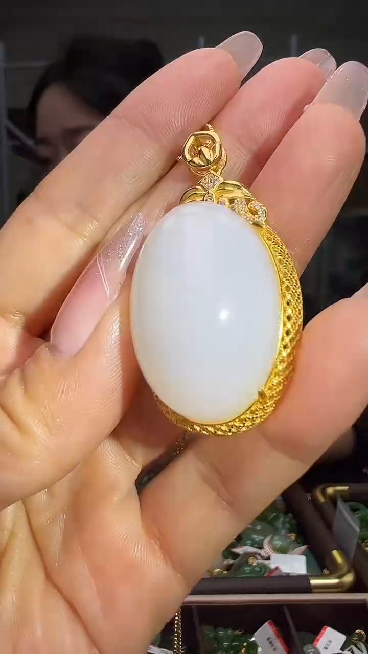 颈饰银S925镶嵌和田玉（多样性发货.发其一)12.02.31