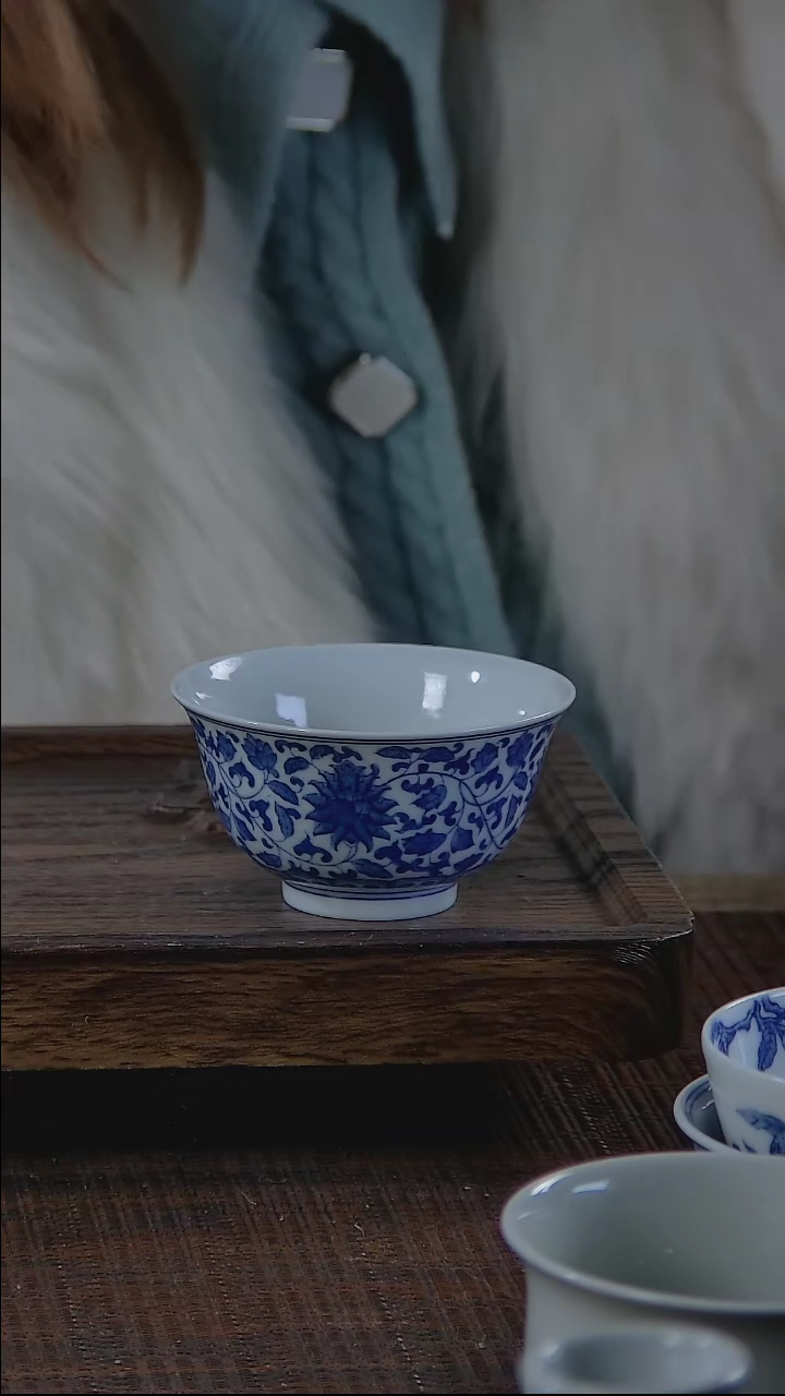 【闪购商品】折葵非器手工手绘缠枝撇口杯