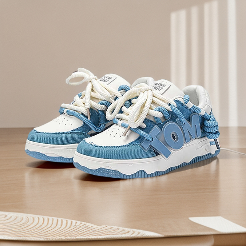 汤姆猫春秋板鞋时尚运动透气休闲面包鞋厚底潮流学生男生鞋子中帮