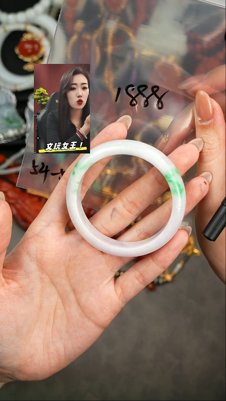 【闪购商品】翡翠手镯未镶嵌遇见匠心品质回血