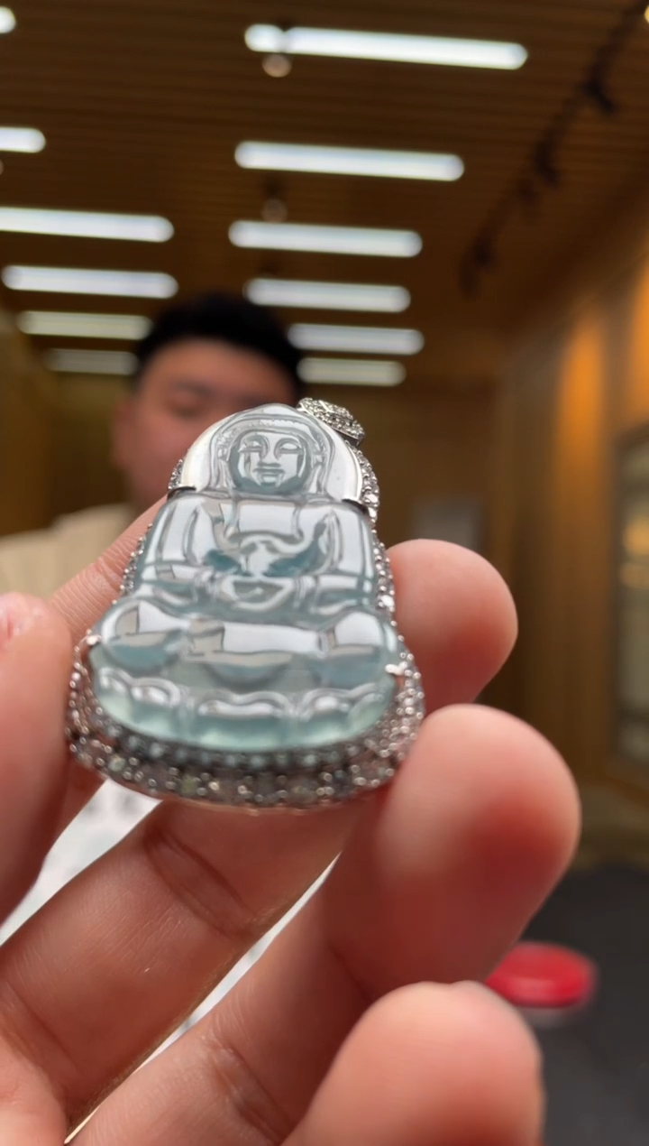 【闪购商品】翡翠颈饰未镶嵌*******133