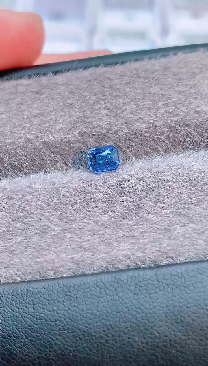 裸石蓝宝石1.04-1200天然蓝宝石