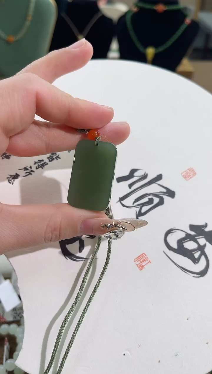【闪购商品】和田玉颈饰未镶嵌cs