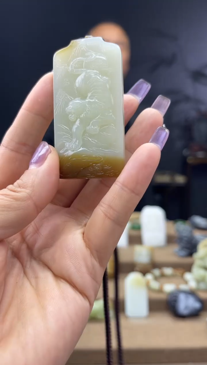 颈饰未镶嵌和田玉1