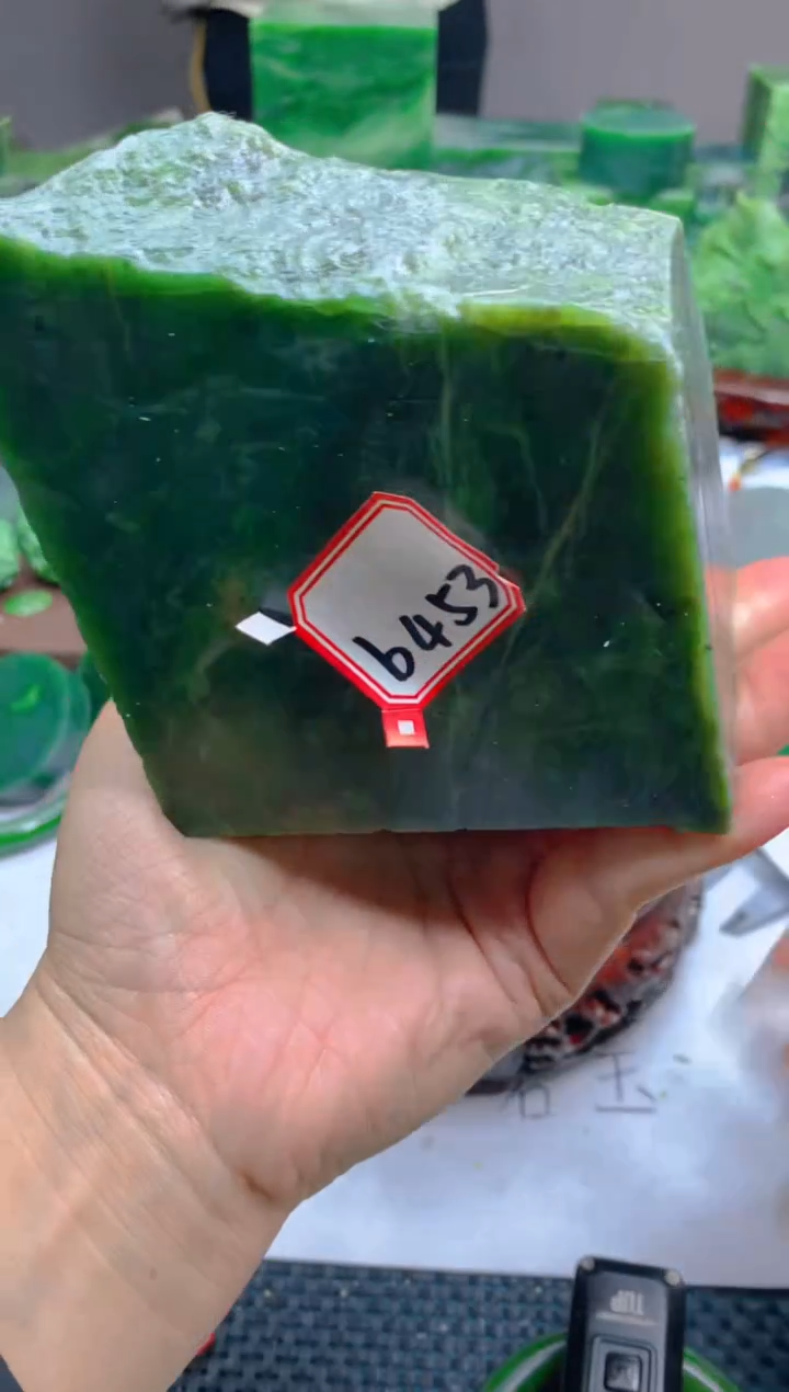 【闪购商品】和田玉未镶嵌珠宝半成品1