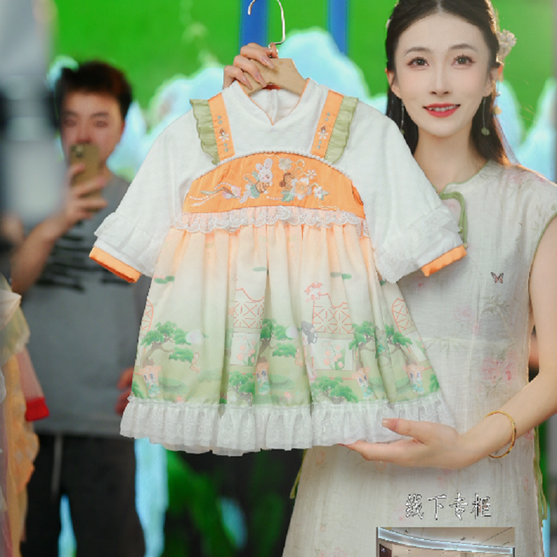 汪小荷汪小荷【品牌秋款清货】女童汉服T34108-A