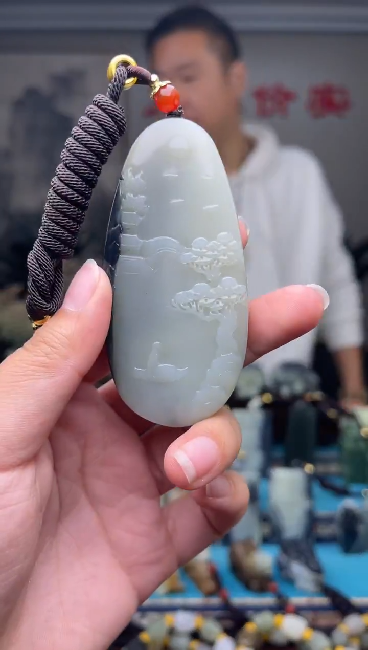 未镶嵌和田玉挂件1