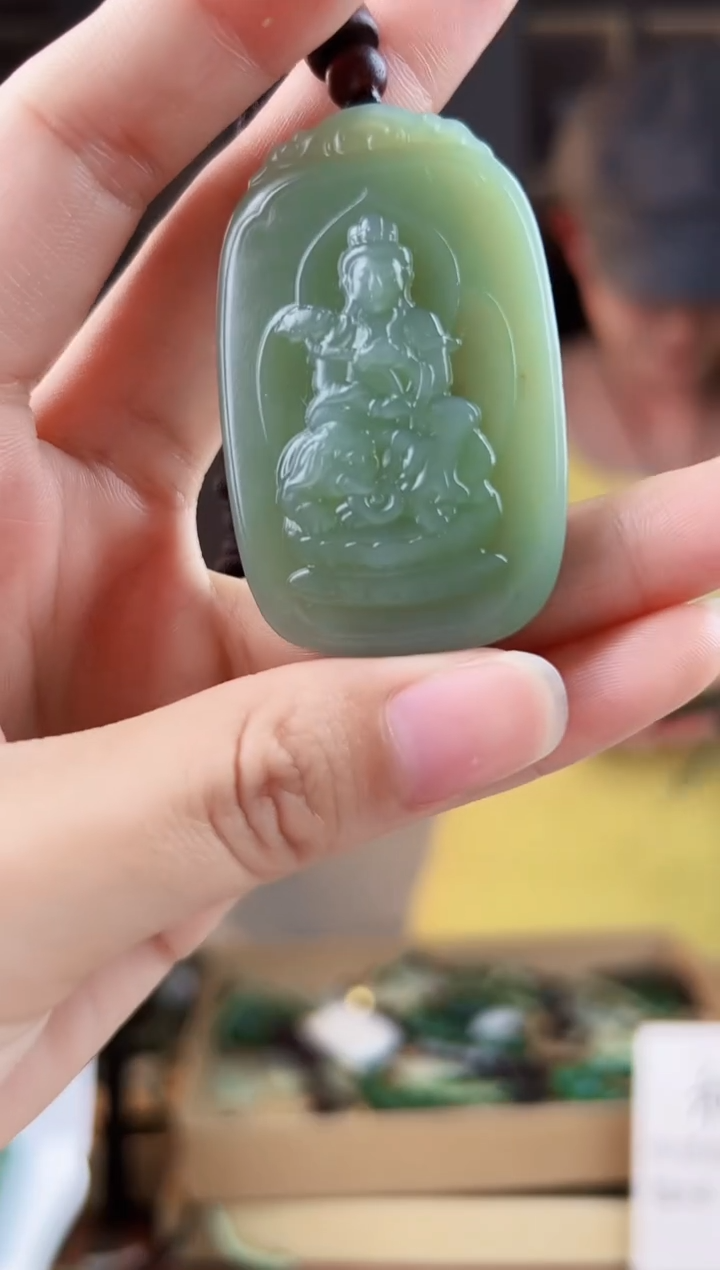 颈饰未镶嵌和田玉拍一发一，多样性发货