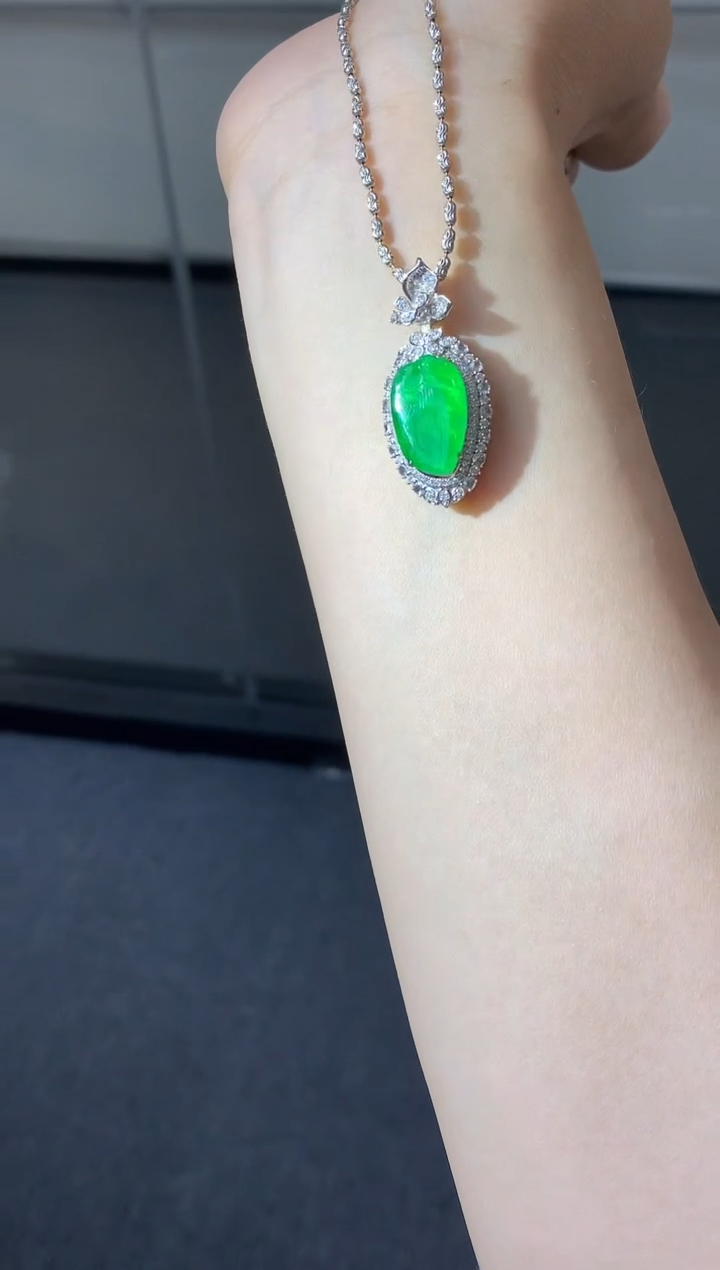 【闪购商品】翡翠吊坠(不含链)18K金镶嵌627-中国好珍宝