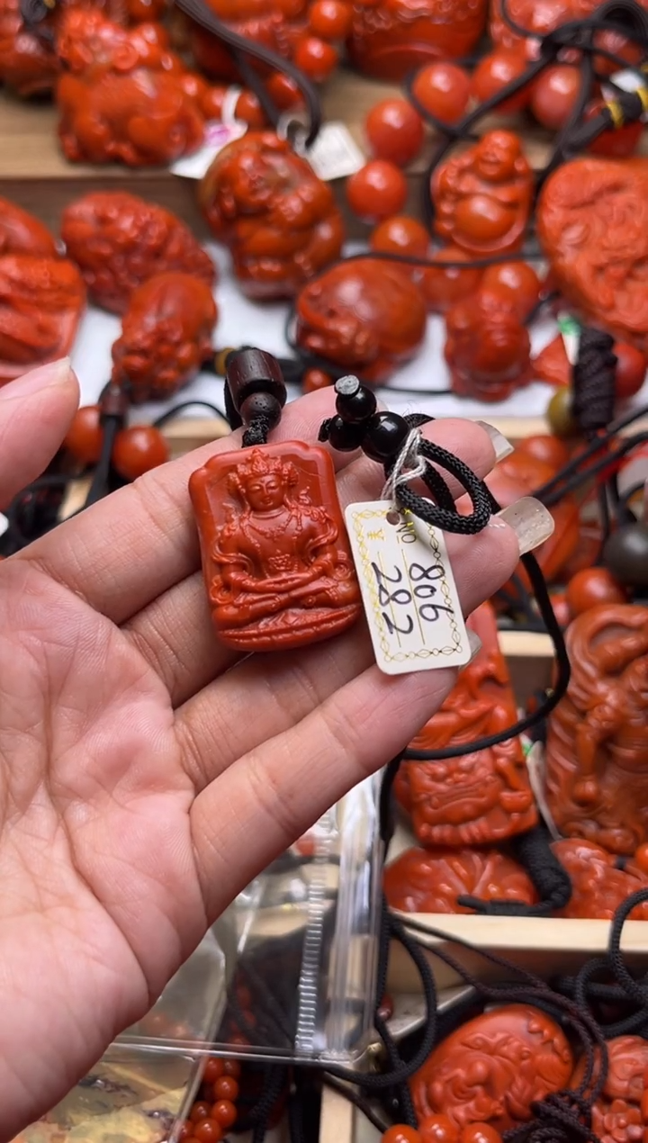 【闪购商品】南红玛瑙珠宝奇石未镶嵌806