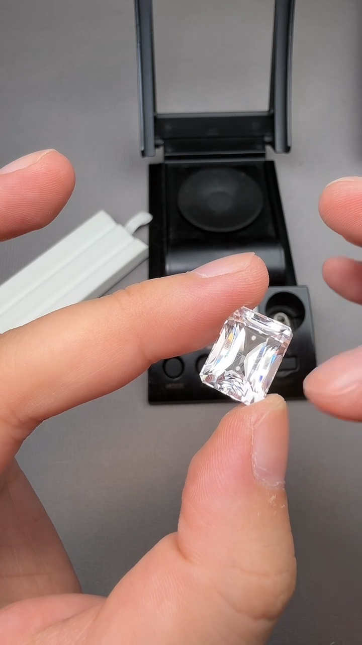 【闪购商品】赛黄晶裸石未镶嵌11.4ct-A888-1p