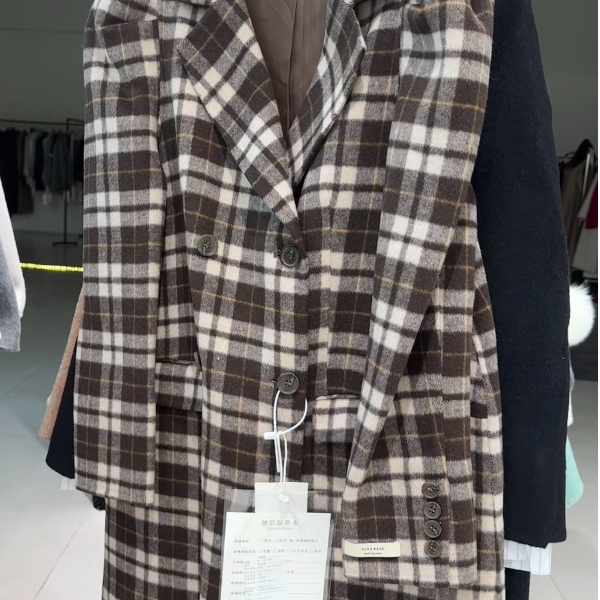 【花苞袖】女装宽松型适中翻领通勤外套