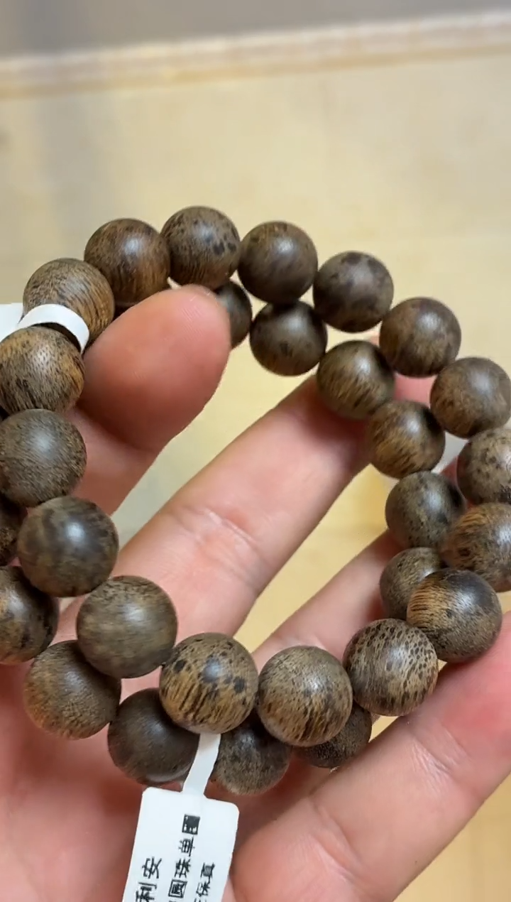 沉香手串 伊利安沉香圆珠单圈1.3多样性发其一