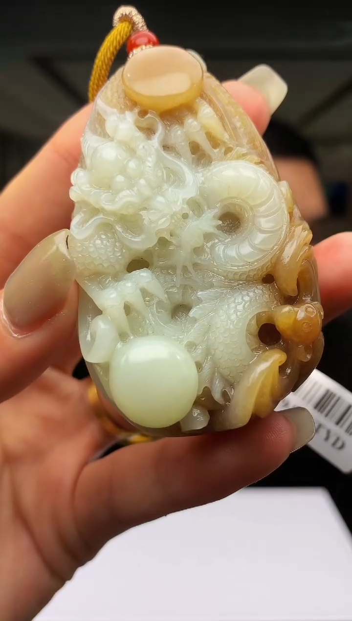 【闪购商品】定制和田玉Boss阳天然和田玉（拍一发一）