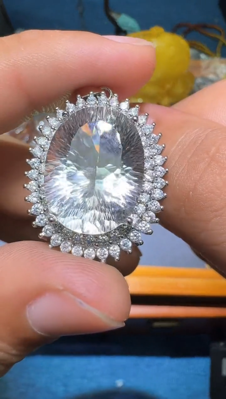 【闪购商品】水晶颈饰未镶嵌多样性发一件060