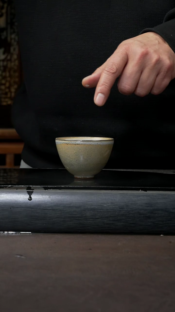 【闪购商品】紫砂茶壶草木灰 主人杯70cc 006