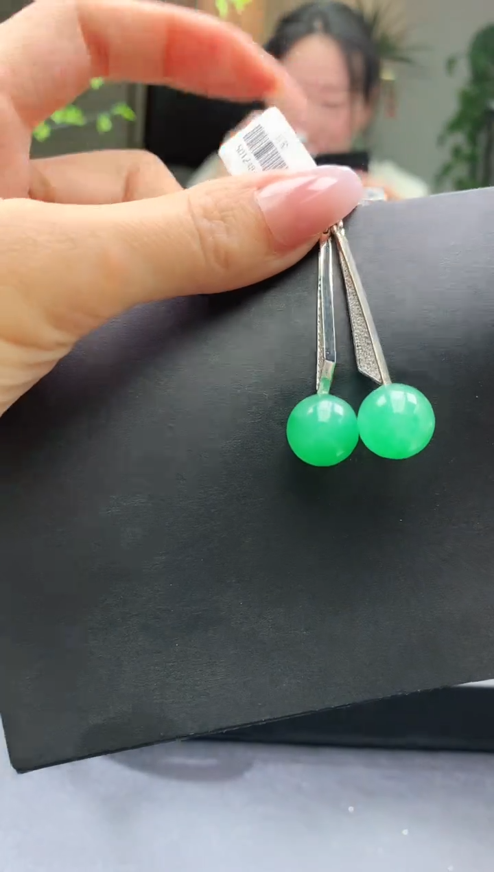 【闪购商品】石英质玉耳坠未镶嵌耳坠